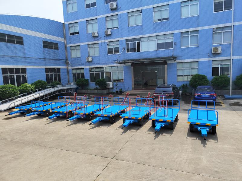 3吨无动力牵引多米平台组前后可拆护栏