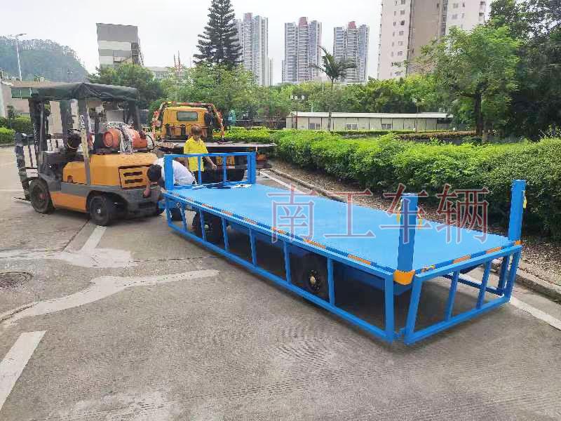 2吨下翻护栏牵引工业多米平台 全挂式工具底盘拖车