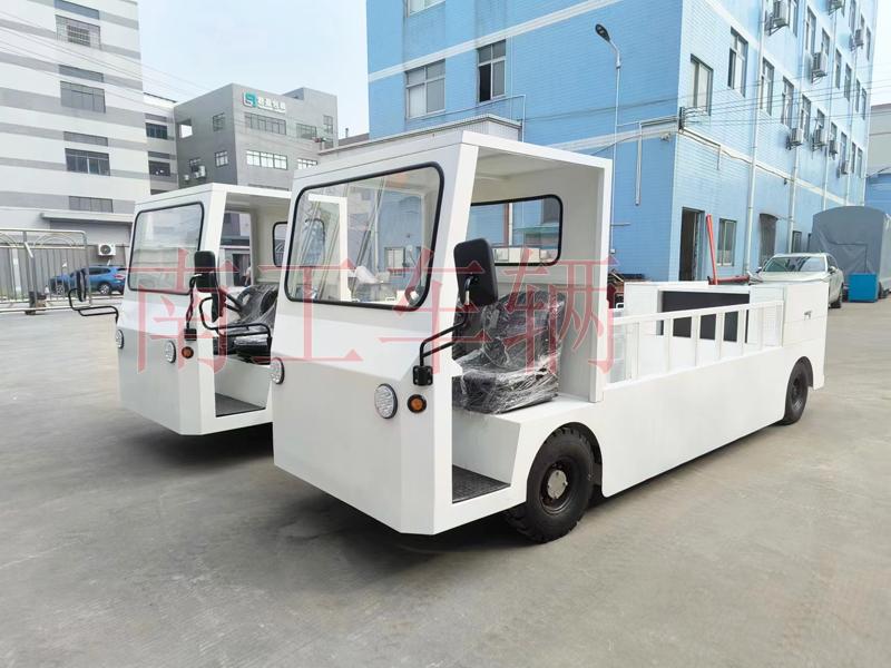 2吨座驾式纯电动多米平台 电动工具拖车