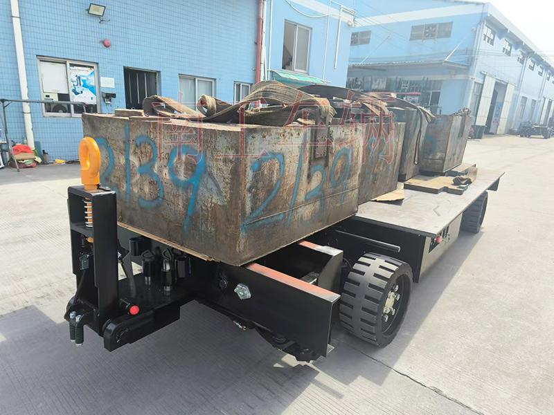 8吨电动多米平台 自走式工具拖车