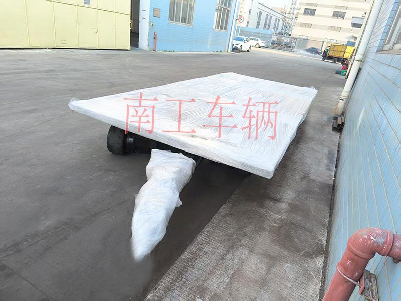6吨骨架式牵引多米平台 简易包装图
