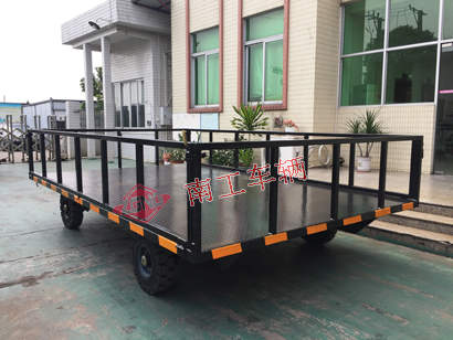 6吨护栏型多米平台黑色4I.jpg