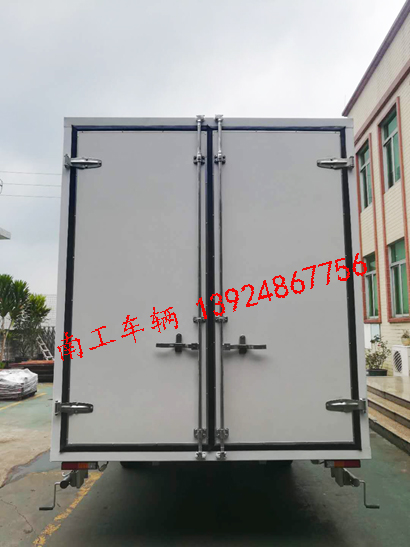 1.5吨白色厢式多米平台2I.jpg