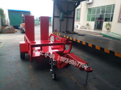 0.5吨带爬梯防消车专用多米平台1I.jpg