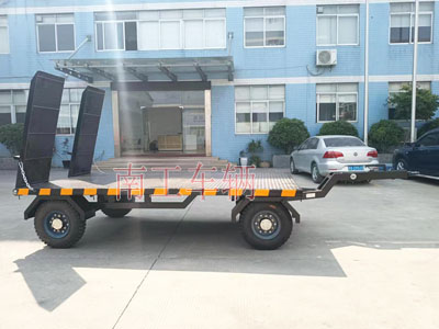 3吨带爬梯工业牵引多米平台4I.jpg