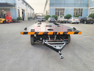 10.5吨牵引箱变多米平台（预制舱拖车）3I.jpg