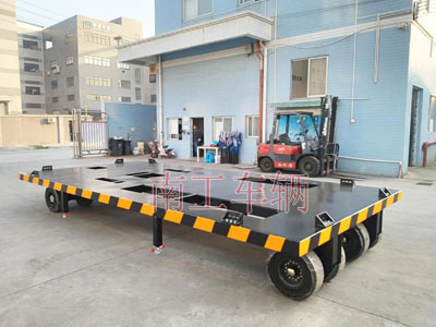 10.5吨牵引箱变多米平台（预制舱拖车）I.jpg