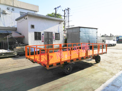 5吨护栏型多米平台 全挂车3I.jpg