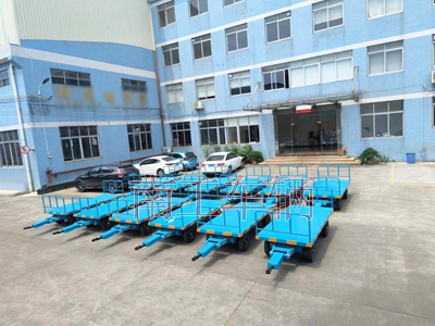 3吨全挂式牵引多米平台可拆护栏I.jpg