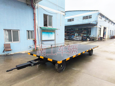 6吨牵引多米平台 工业全挂拖车1I.jpg