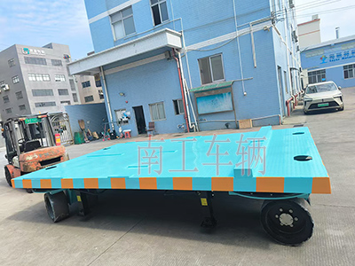 18吨重型多米平台 四个转盘工具拖车3I.jpg