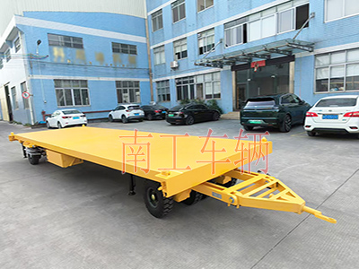 10吨多米平台带液压支腿伸缩梯工具车3I.jpg