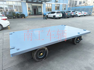 3吨小型牵引多米平台 全挂车2I.jpg