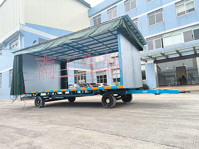 5吨雨篷拖车 牵引多米平台5I.jpg